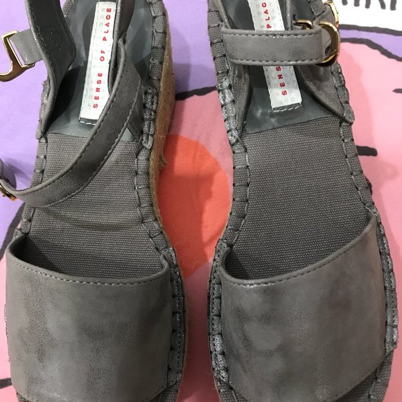 Sense of place Grey Wedge sandals  37 NEW - Picture 2 of 7